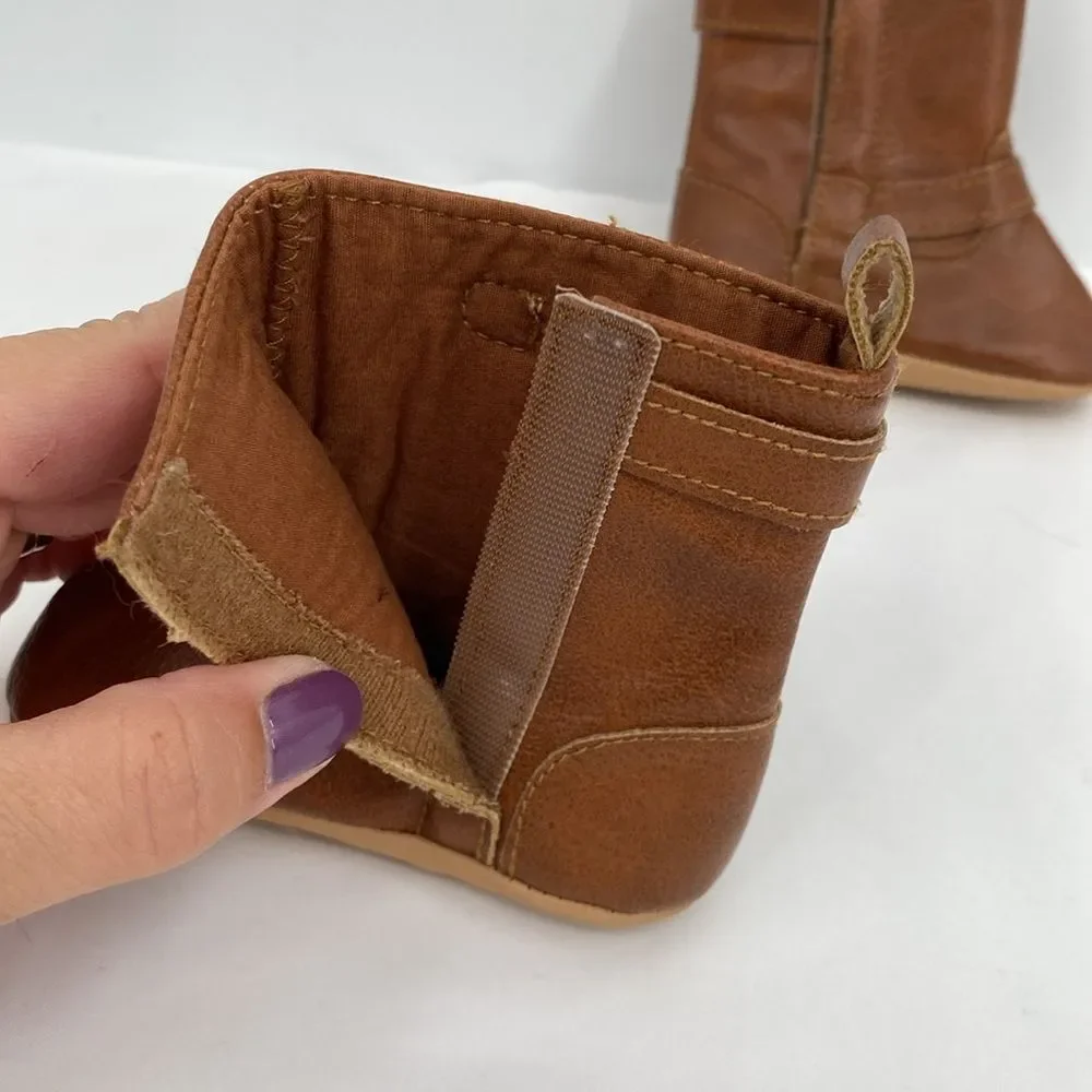 Old Navy Brown Buckle Boots Baby Girl size 3-6 months